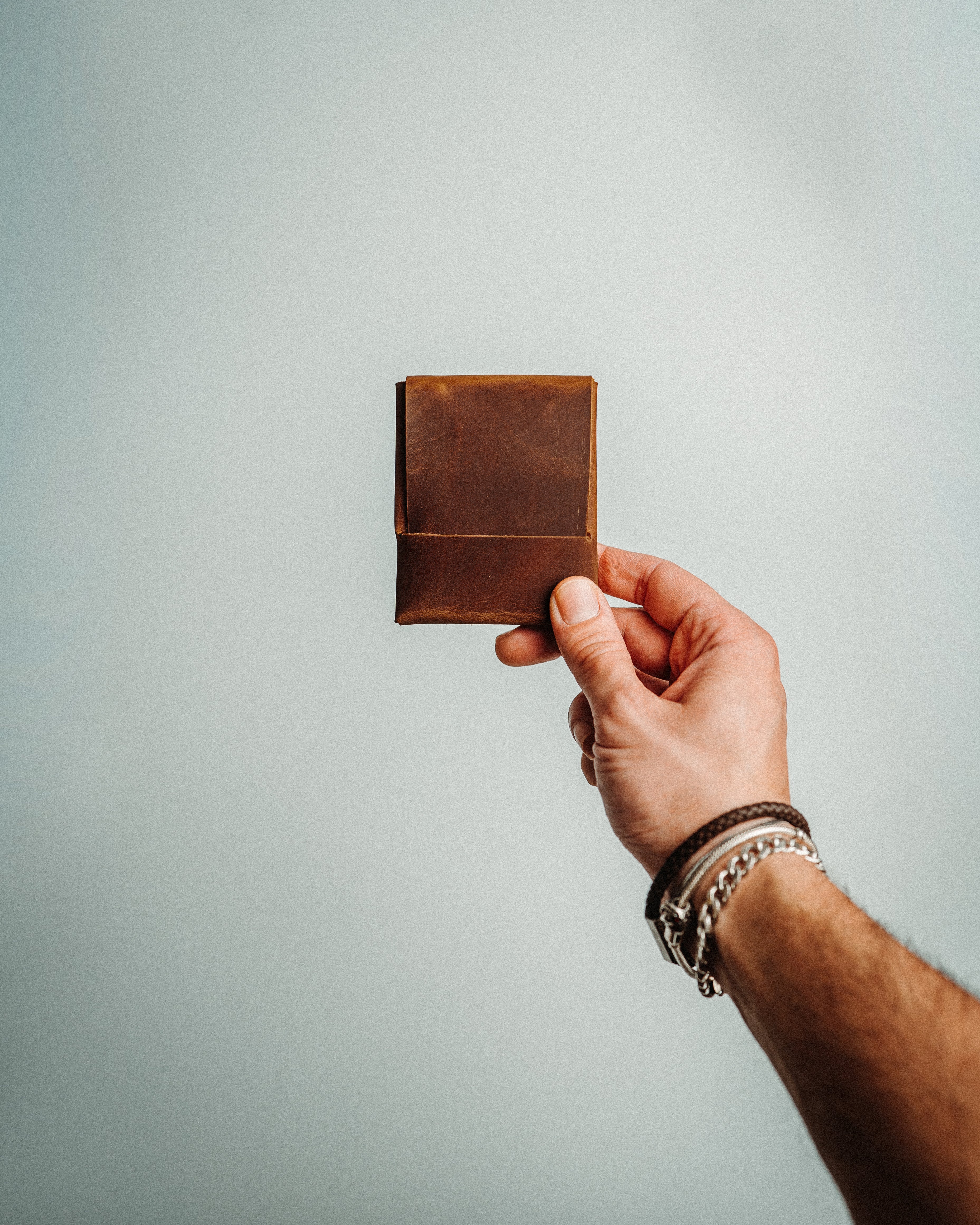 World’s Most Minimalist Leather Wallet – XL Edition, Slim Handmade Card Holder for Men & Women