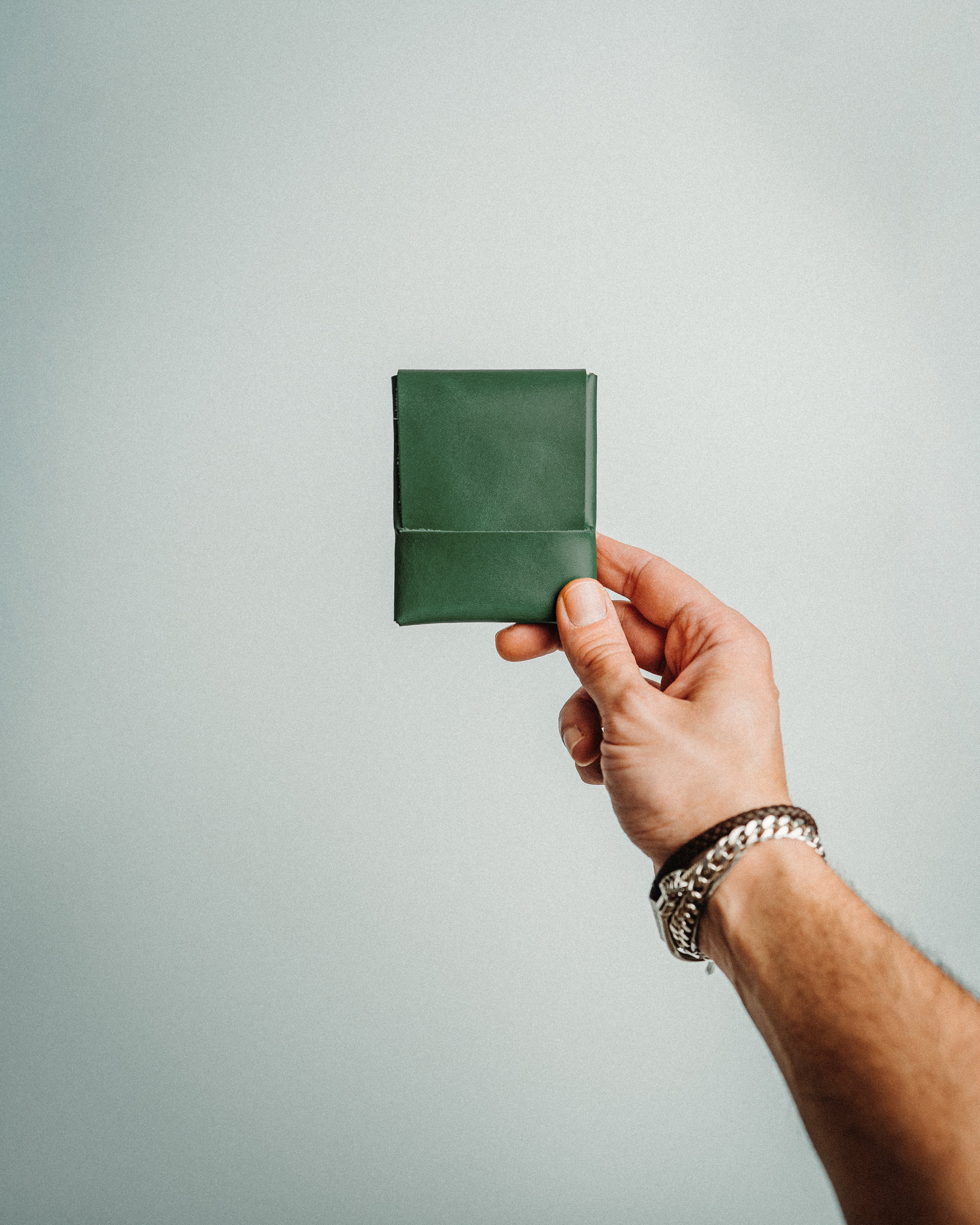 World’s Most Minimalist Leather Wallet – XL Glossy Edition, Slim Handmade Card Holder for Men & Women