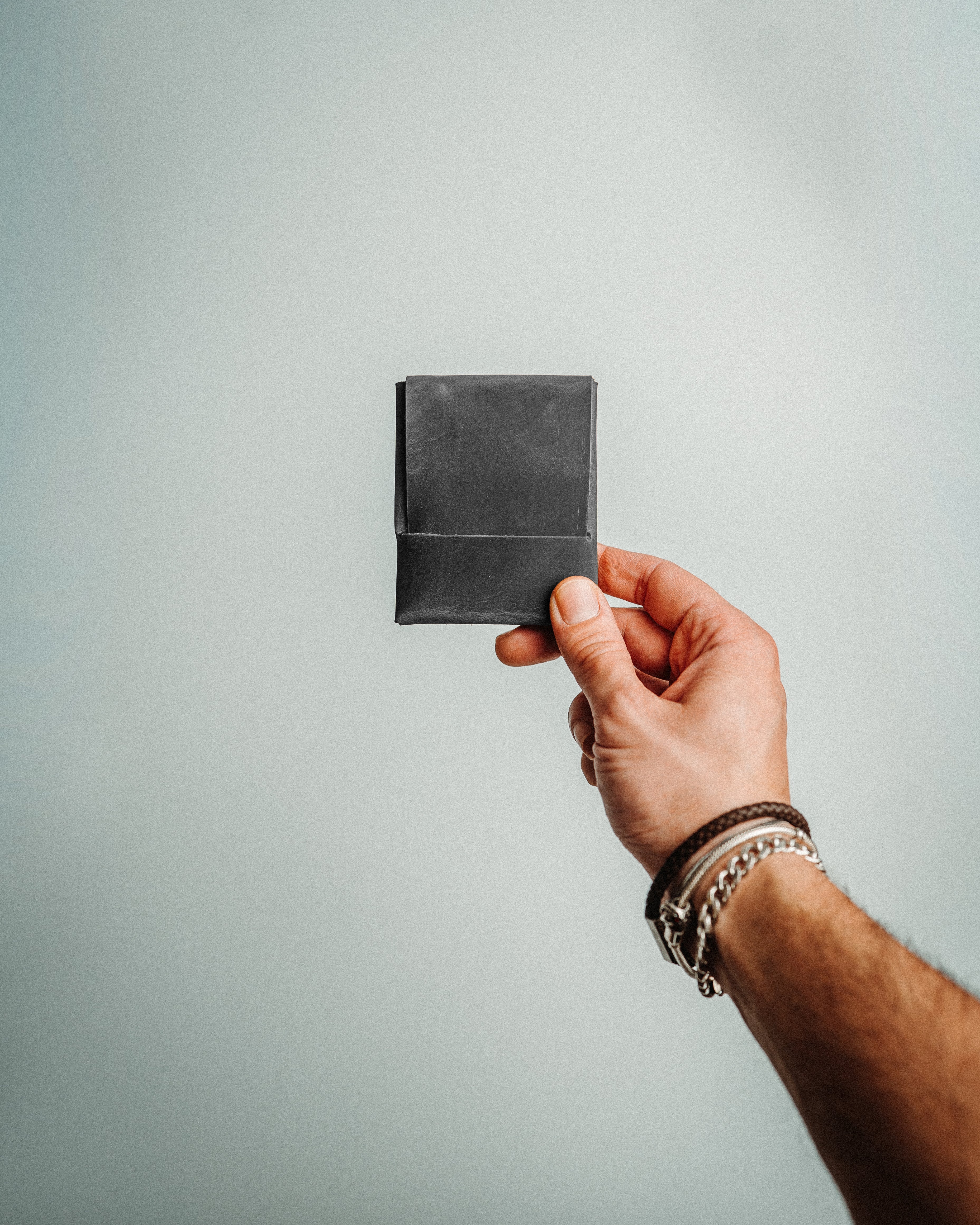 World’s Most Minimalist Leather Wallet – XL Edition, Slim Handmade Card Holder for Men & Women