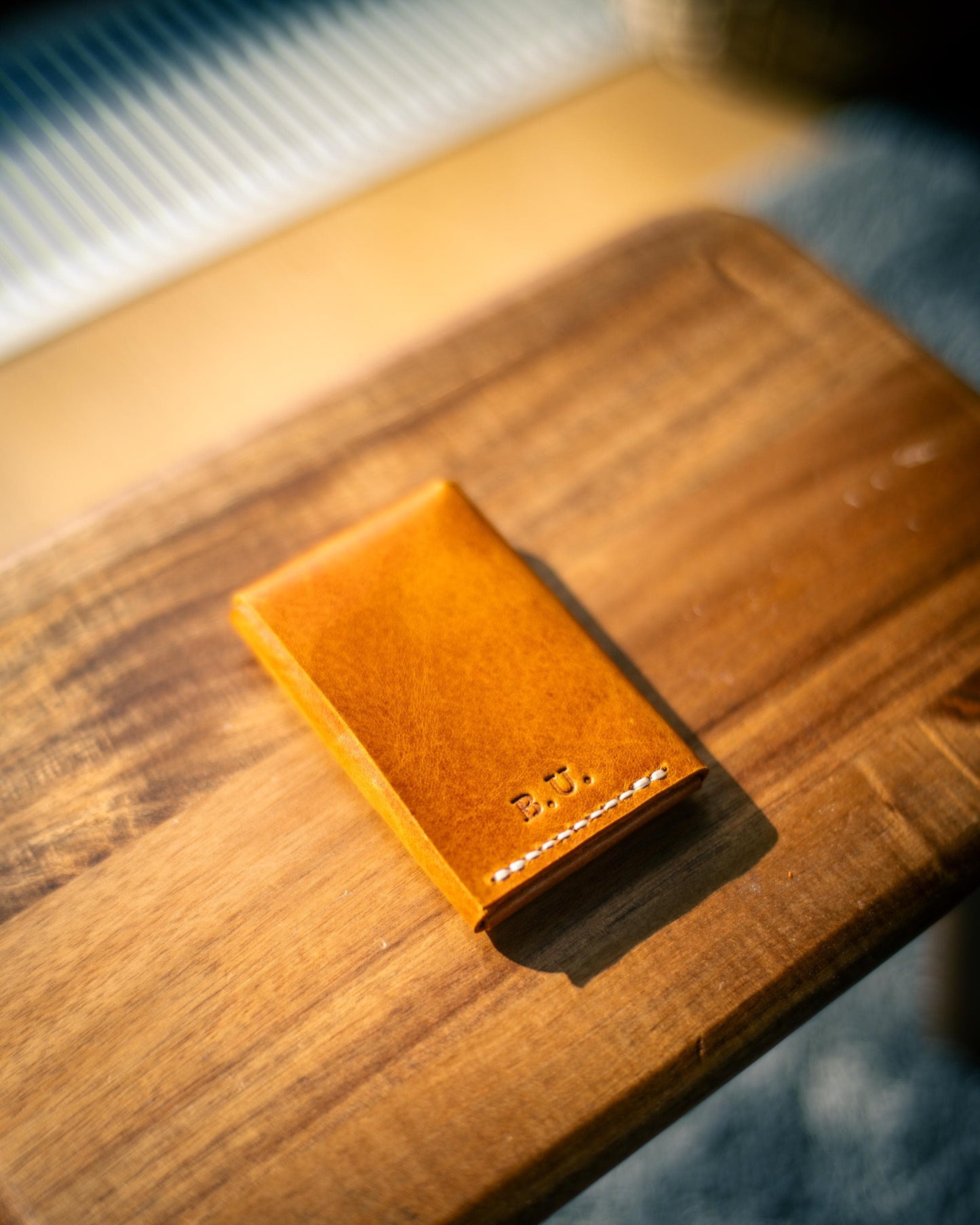 Glossy World's Most Minimalist Wallet