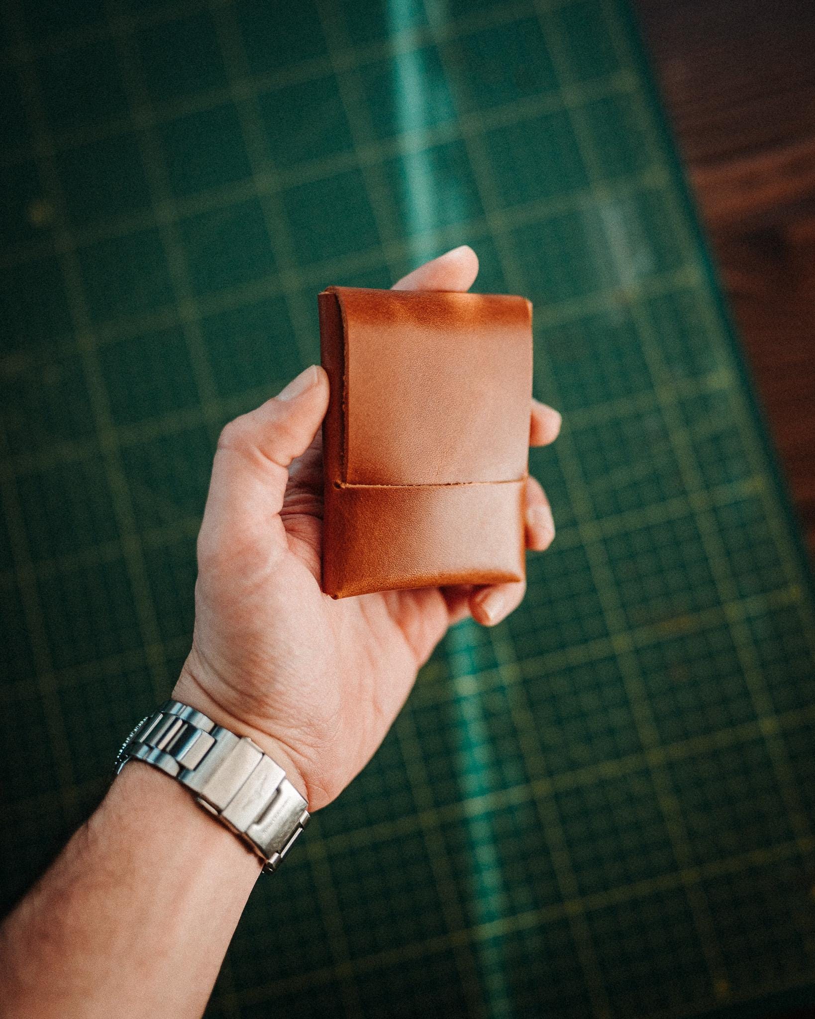 World’s Most Minimalist Leather Wallet – XL Glossy Edition, Slim Handmade Card Holder for Men & Women