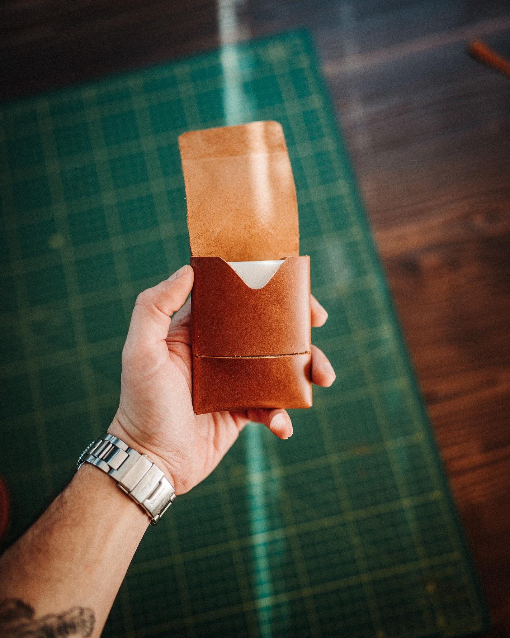World’s Most Minimalist Leather Wallet – XL Glossy Edition, Slim Handmade Card Holder for Men & Women