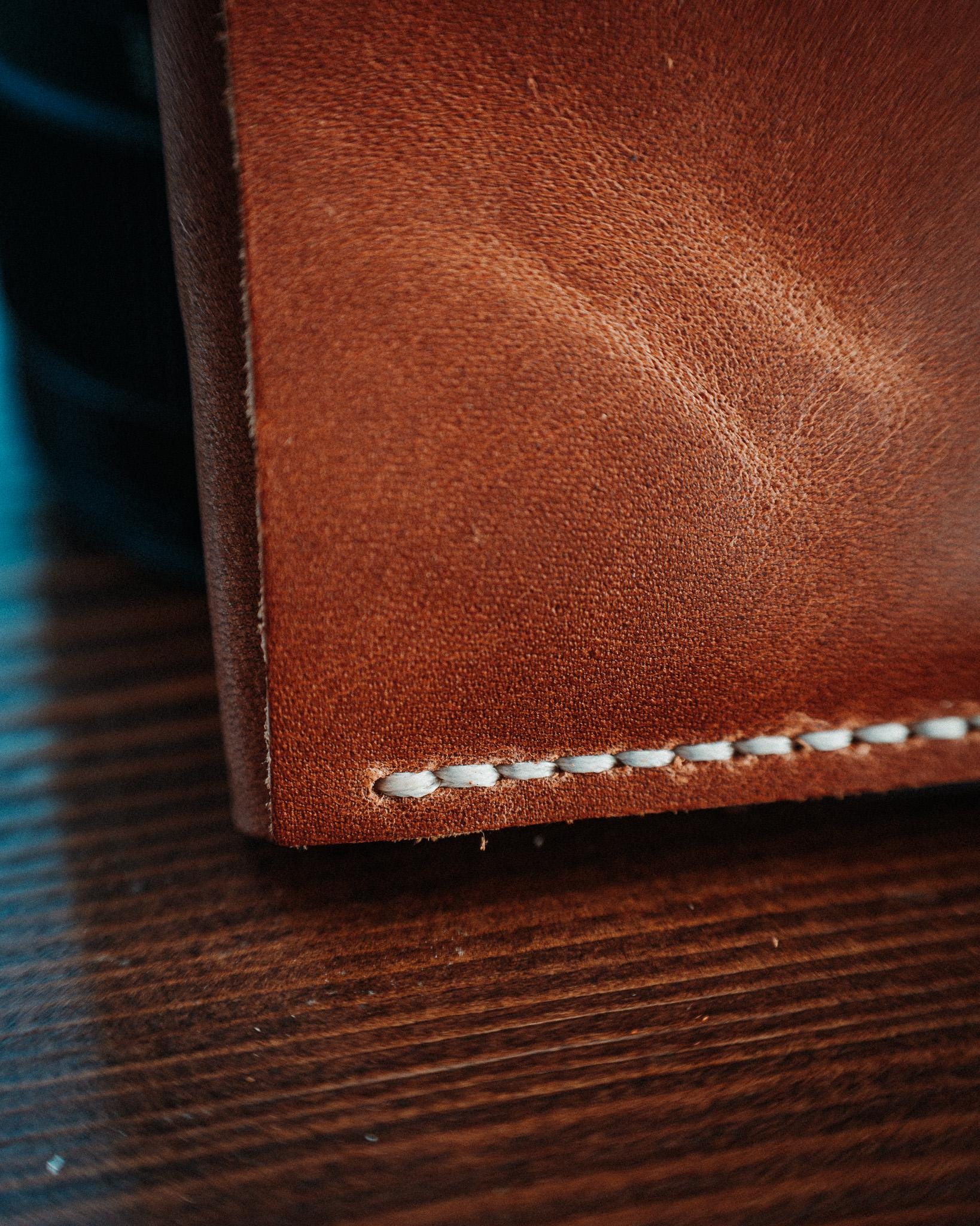 World’s Most Minimalist Leather Wallet – XL Glossy Edition, Slim Handmade Card Holder for Men & Women