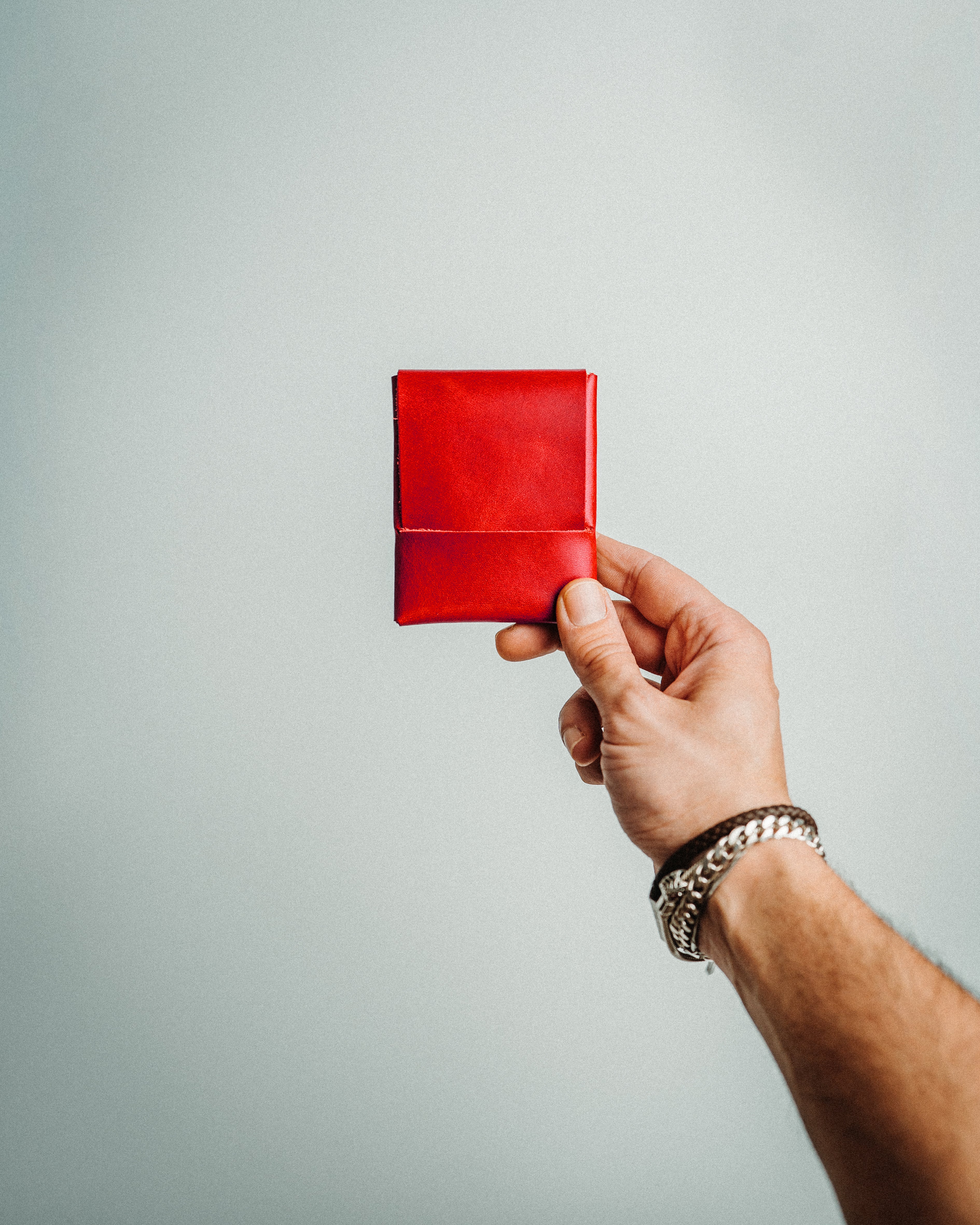 World’s Most Minimalist Leather Wallet – XL Glossy Edition, Slim Handmade Card Holder for Men & Women