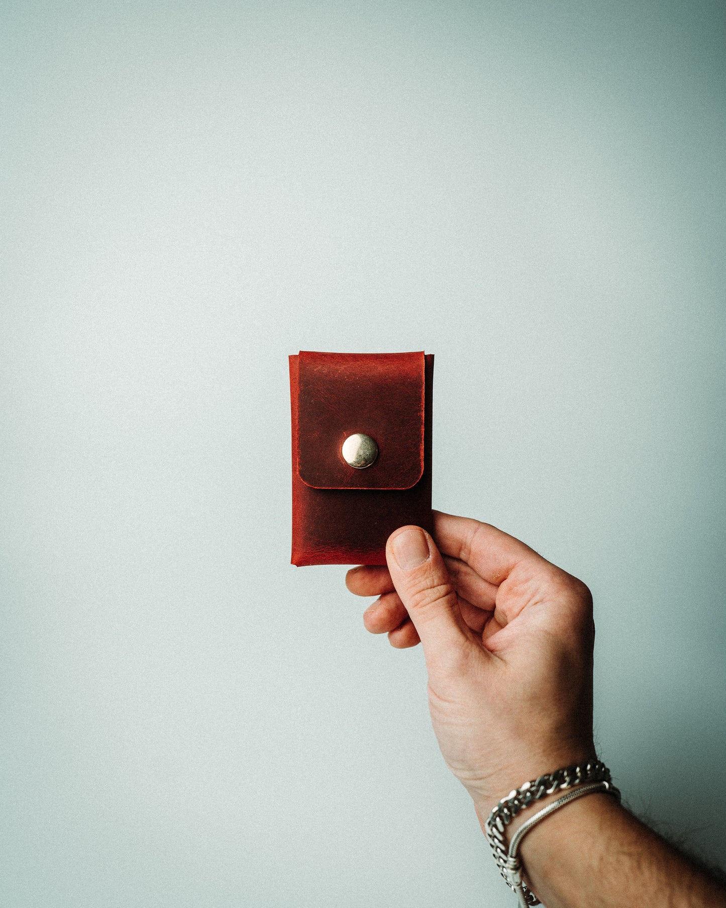 World’s Most Minimalist Wallet – Snap Version, Handmade Leather Card Holder