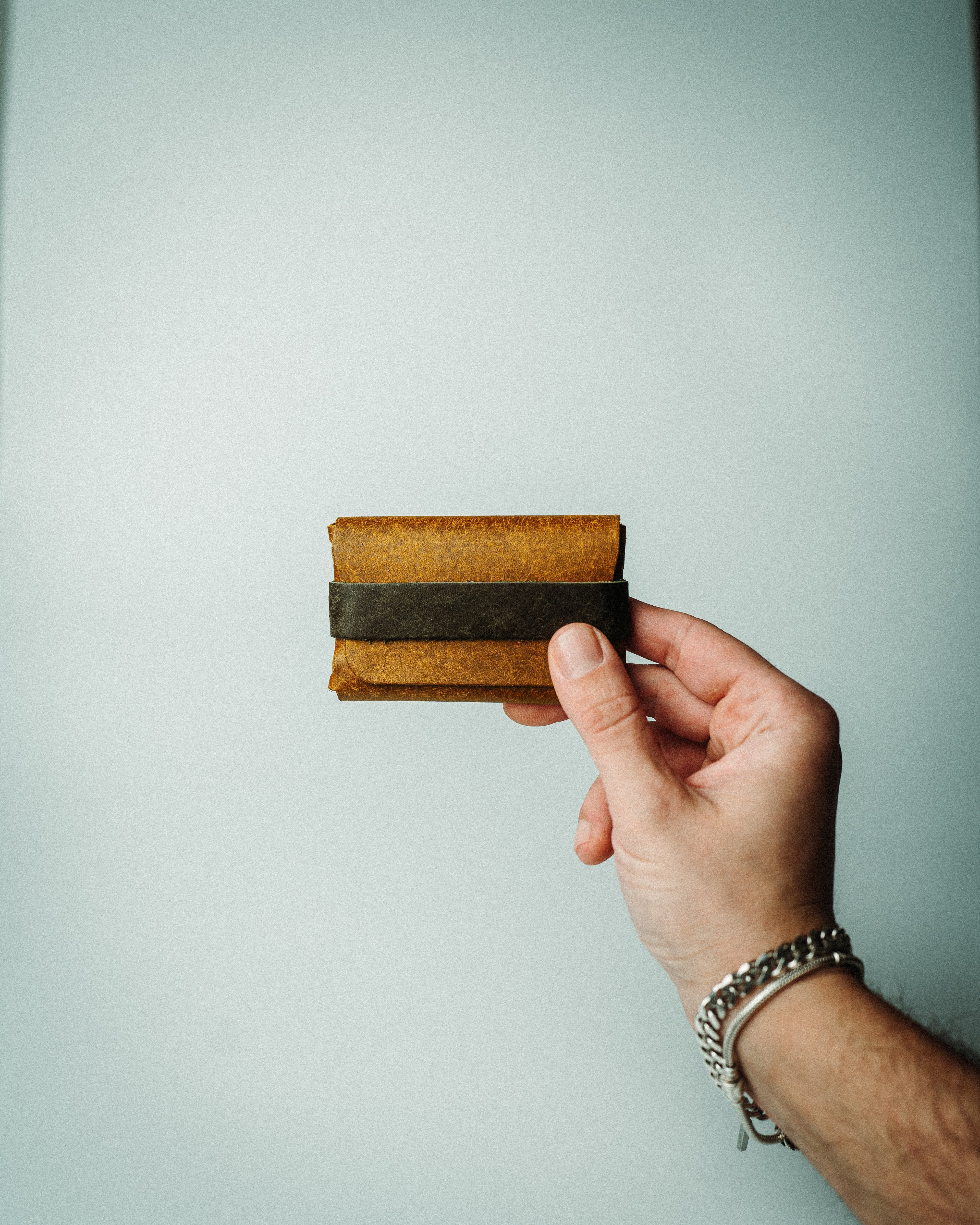 Pueblo Double Color Leather Wallet – Handmade Minimalist Card Holder
