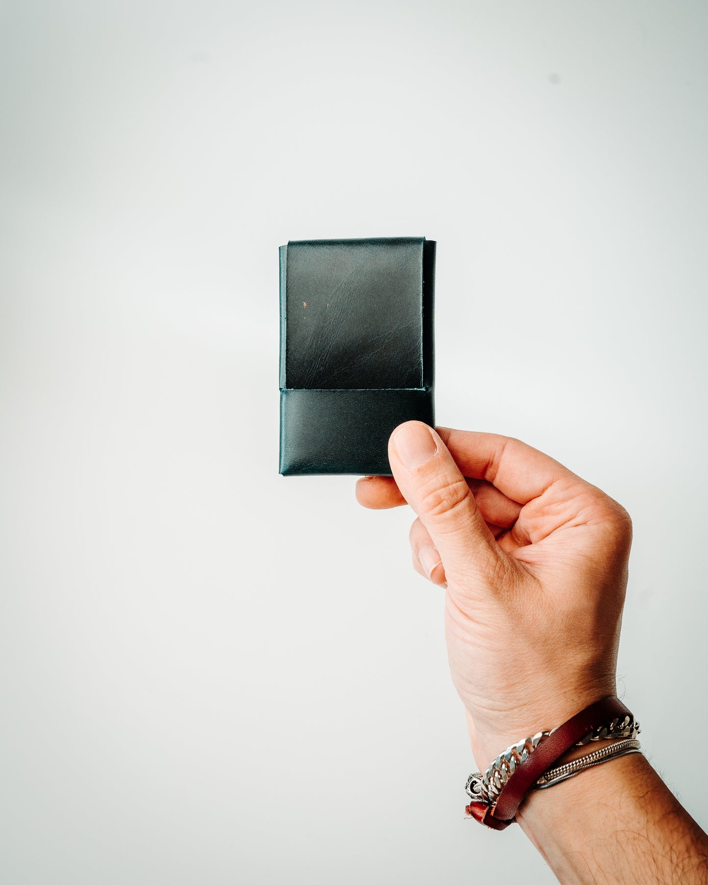 Glossy World's Most Minimalist Wallet