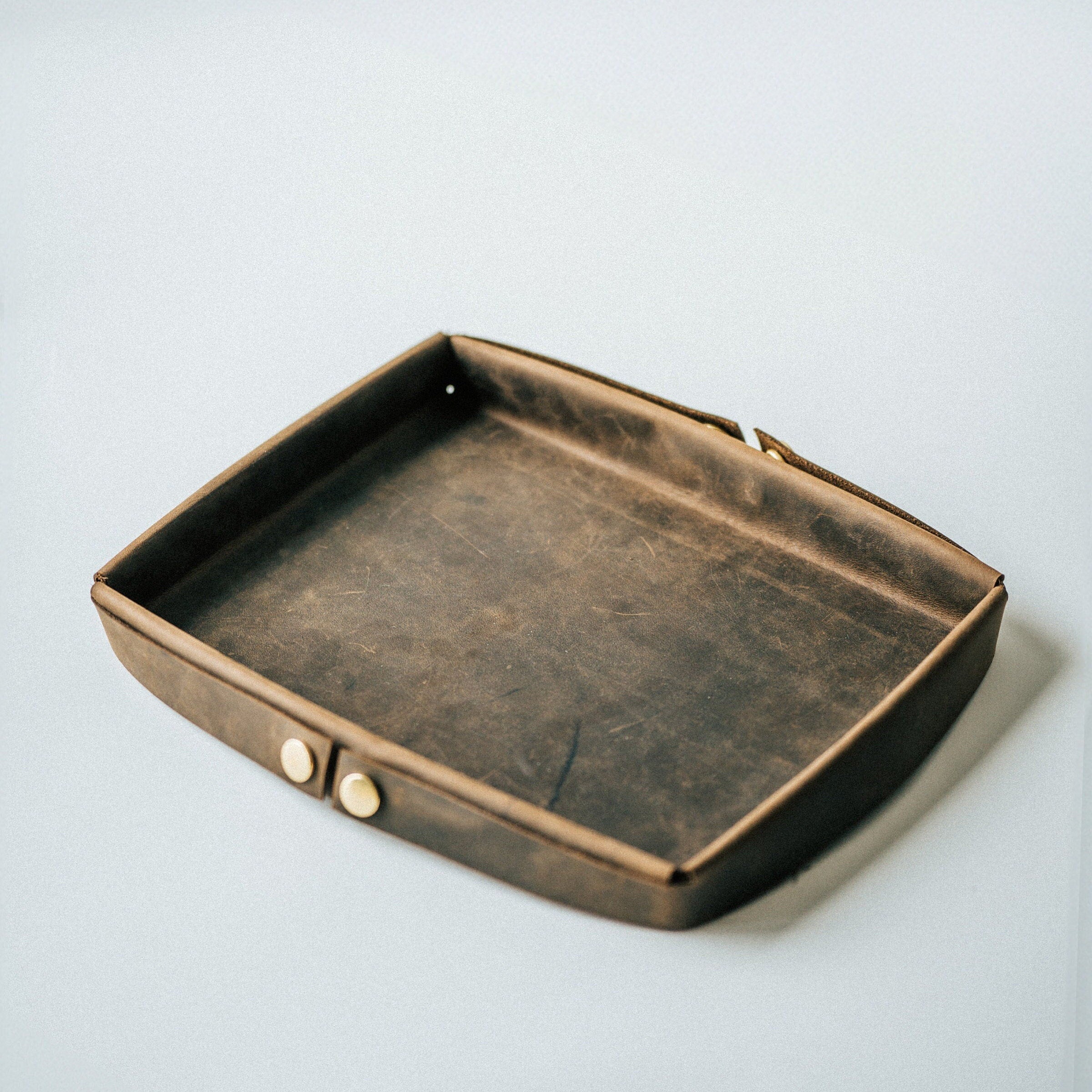 Handmade Leather Catch-All Tray – Desk Organizer, EDC & Office Gift