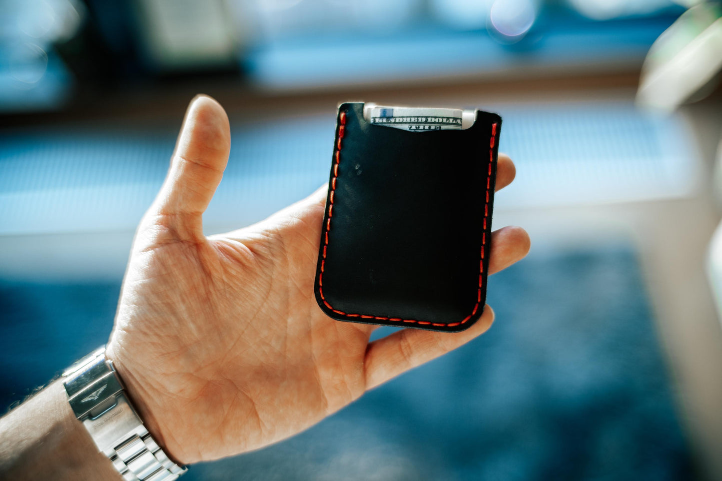 Black Leather Card Holder – Slim Minimalist Wallet for Men & Women