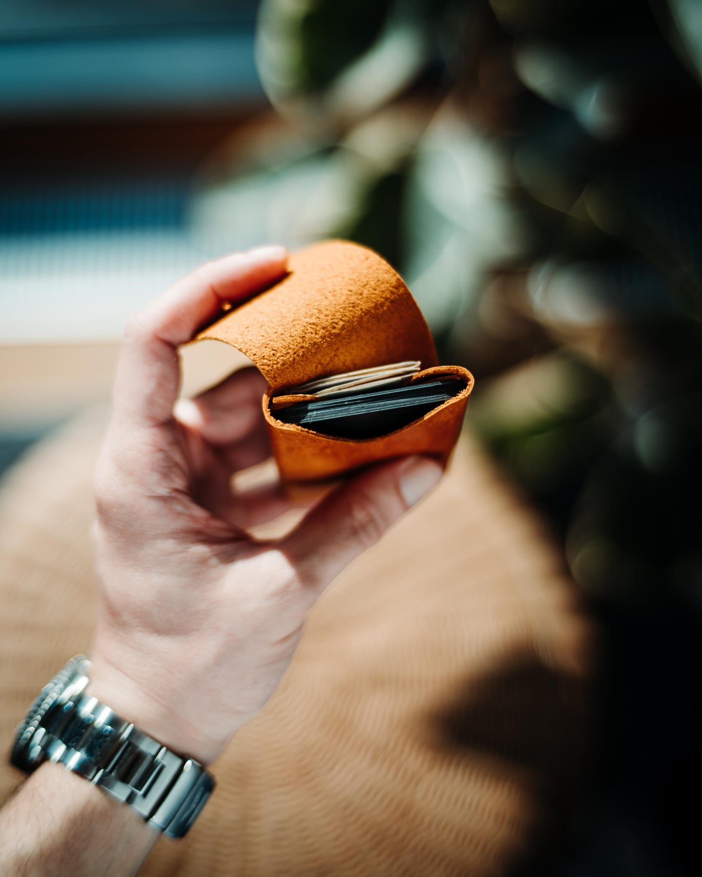 Glossy World's Most Minimalist Wallet