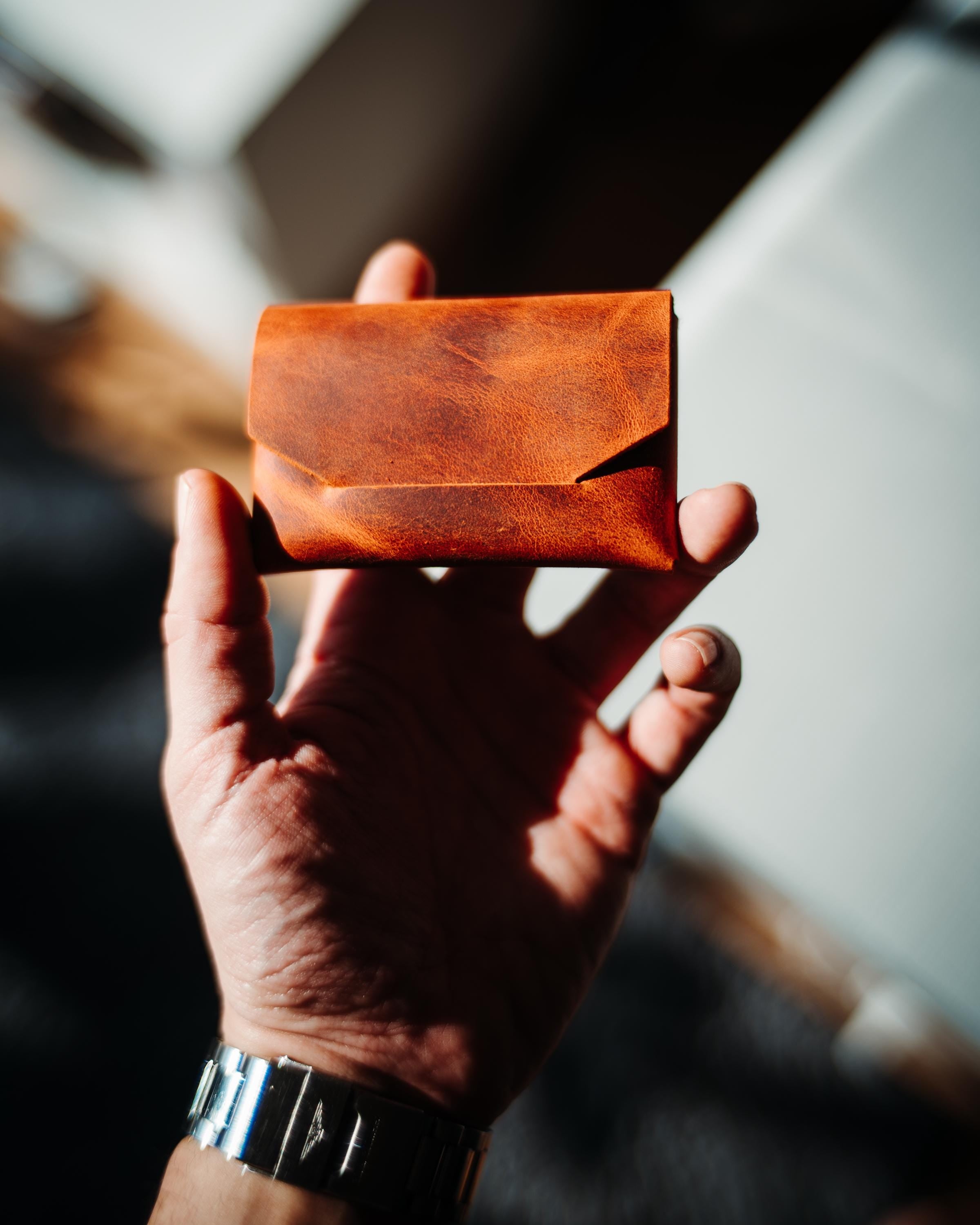 Slim Leather Card Holder – Minimalist Handmade Wallet, Compact Everyday Gift