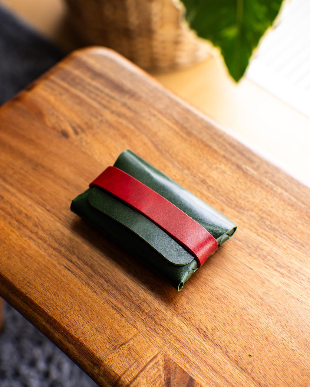 Glossy Double Color Leather Wallet – Handmade Minimalist Card Holder