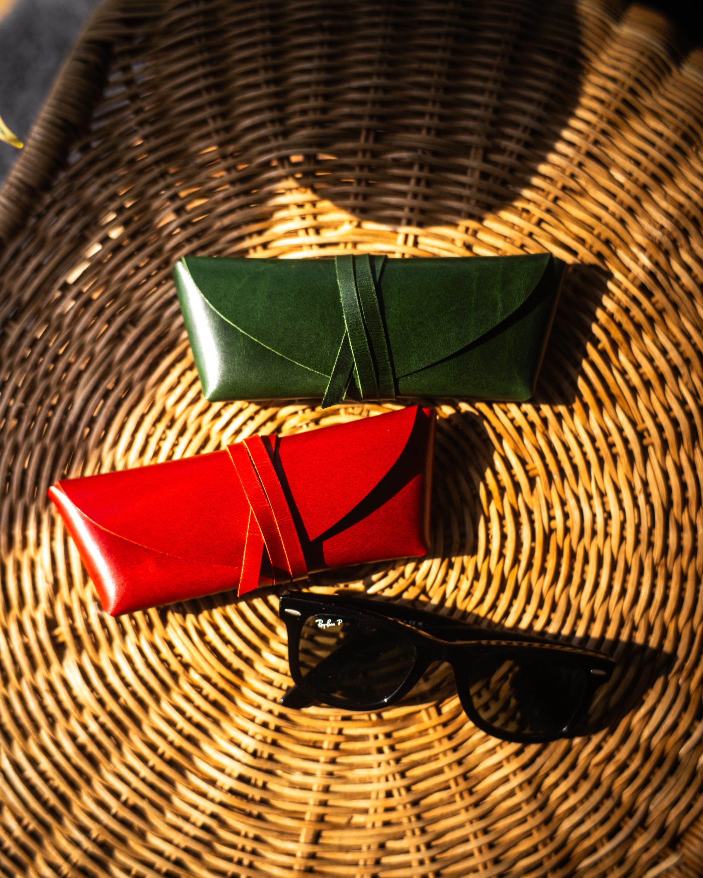 Glossy Leather Sunglasses Case – Minimal Slim Eyewear Sleeve, Travel Gift