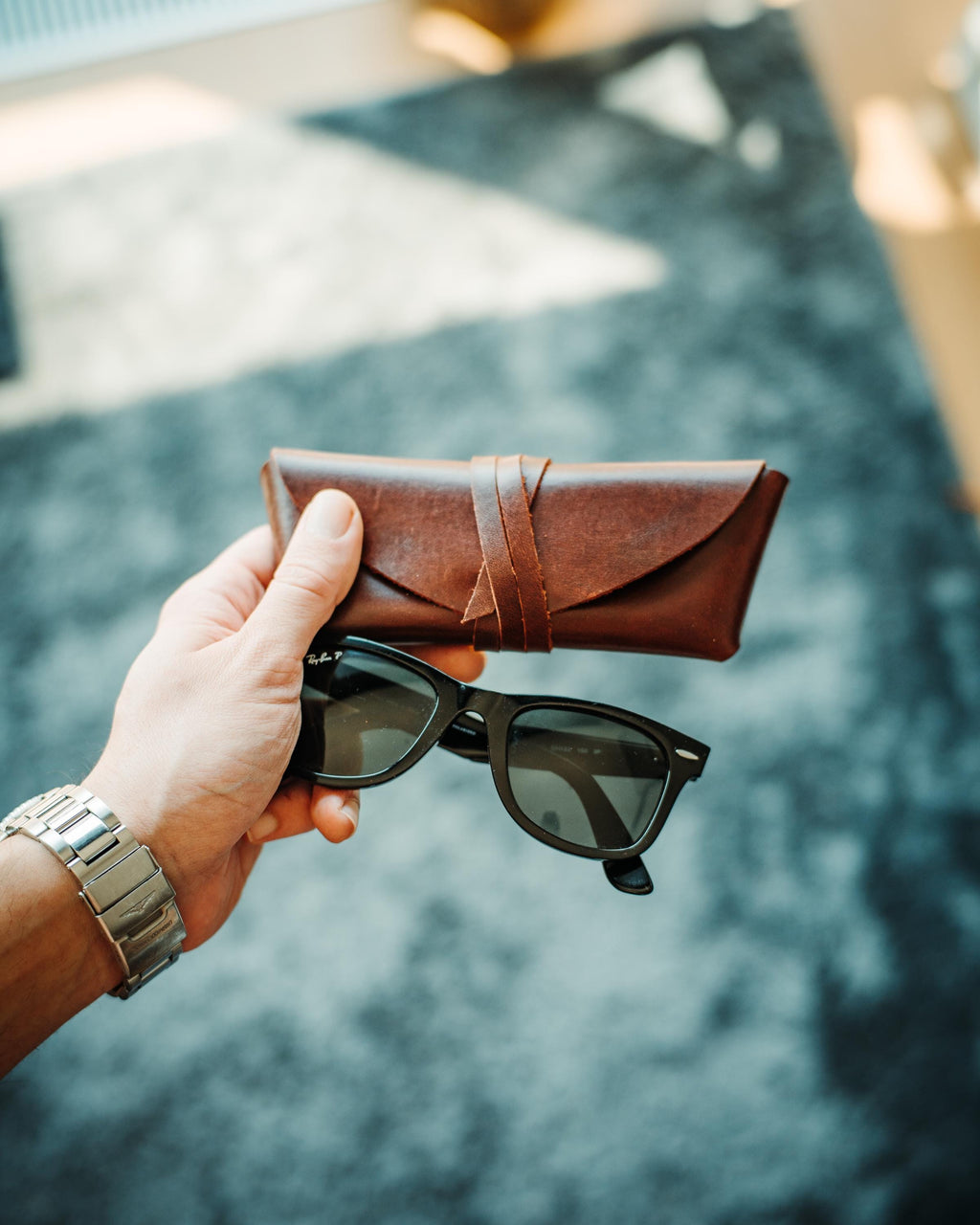 Glossy Leather Sunglasses Case – Minimal Slim Eyewear Sleeve, Travel Gift