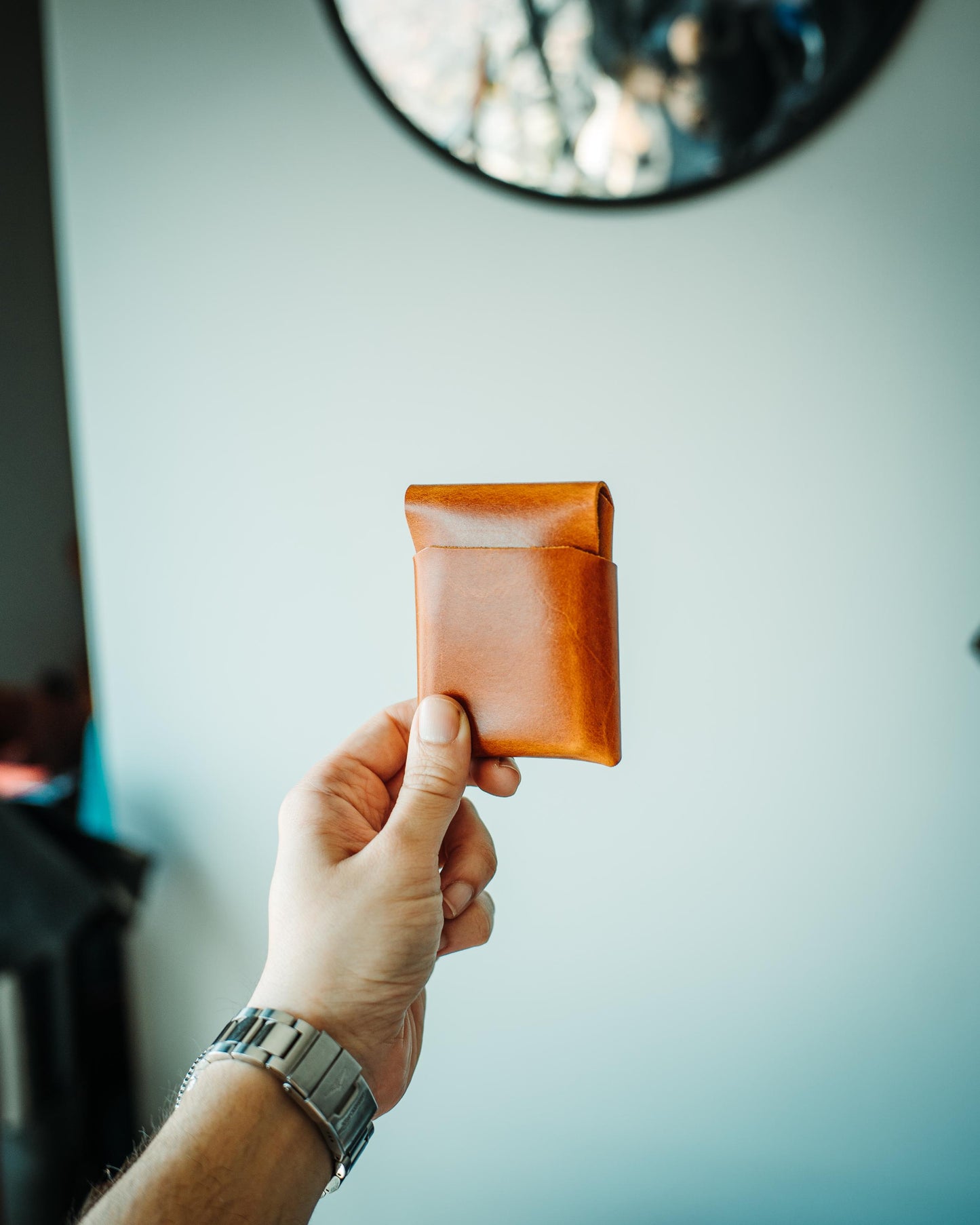 Glossy EDC Leather Wallet – Handmade Minimalist Cash & Card Holder