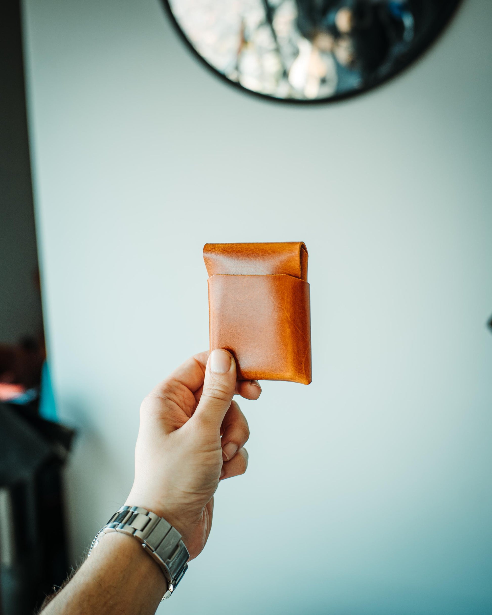 Glossy EDC Leather Wallet – Handmade Minimalist Cash & Card Holder