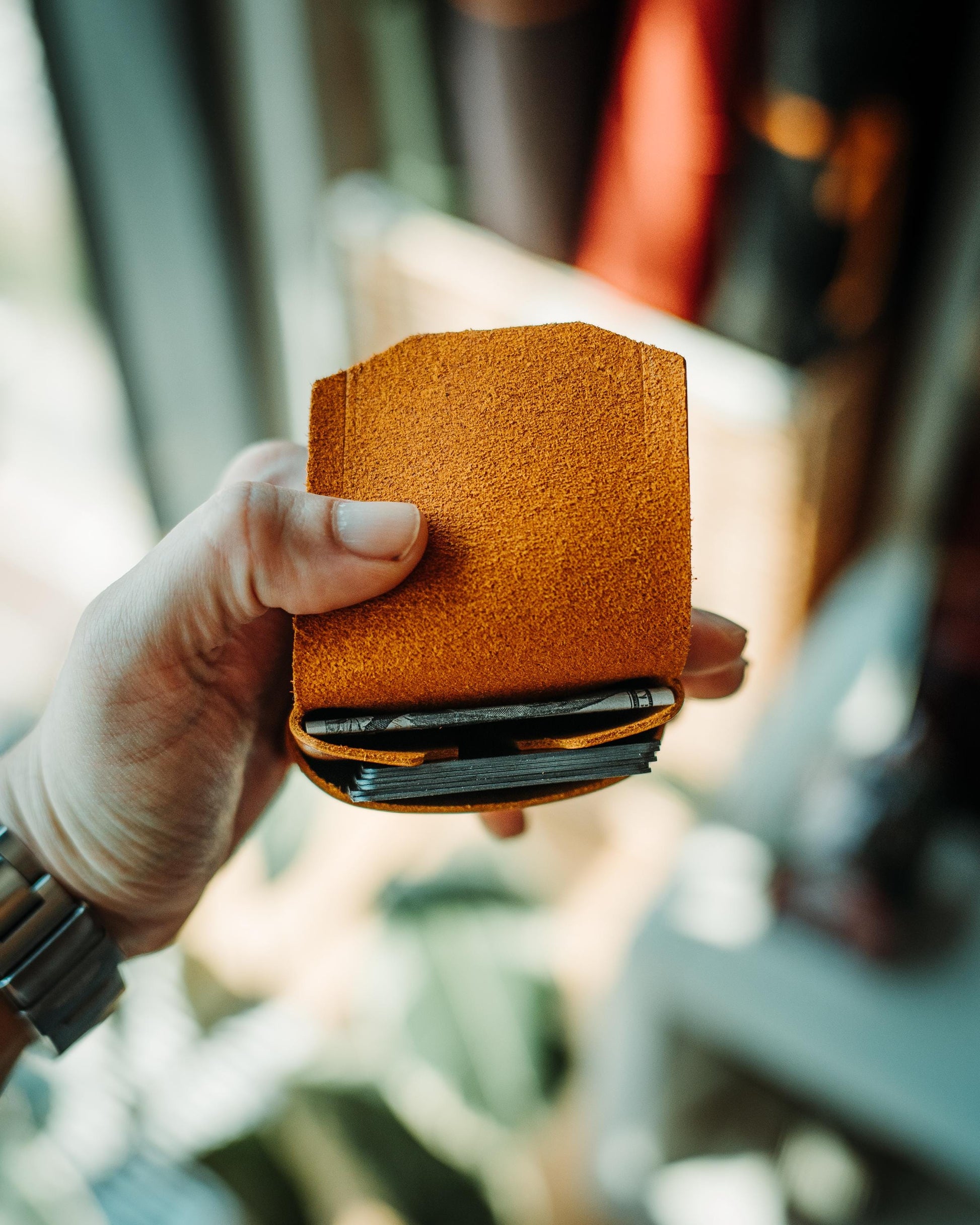 Glossy EDC Leather Wallet – Handmade Minimalist Cash & Card Holder