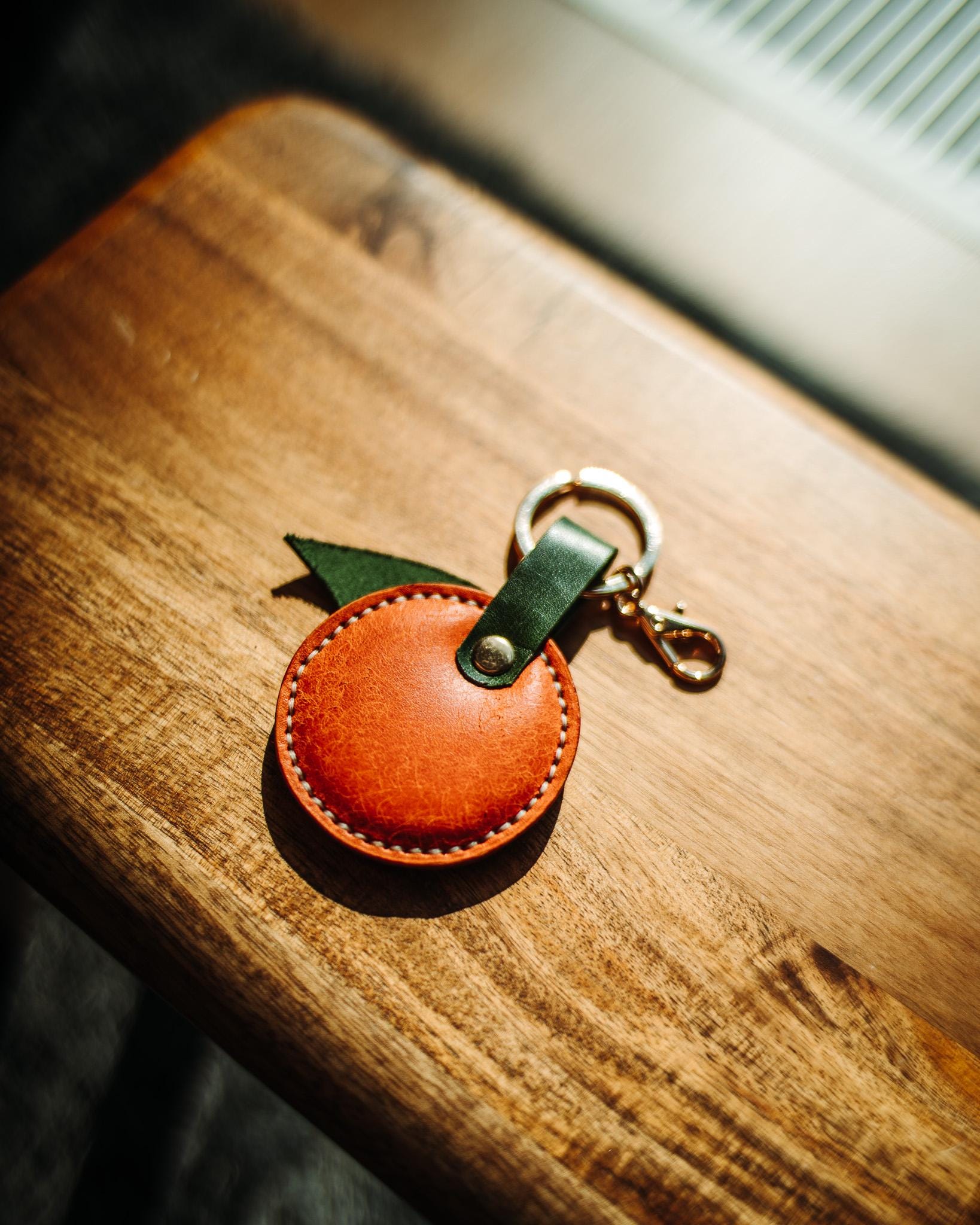 Leather Orange Bag Charm – Handmade Fruit Keychain, Unique Purse Accessory Gift