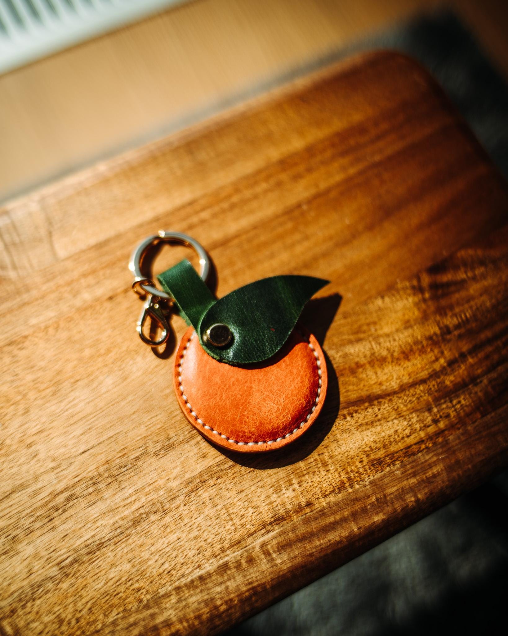 Leather Orange Bag Charm – Handmade Fruit Keychain, Unique Purse Accessory Gift