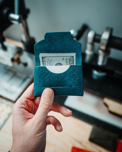 Pueblo Slim Leather Card Holder – Minimalist Handmade Wallet Gift