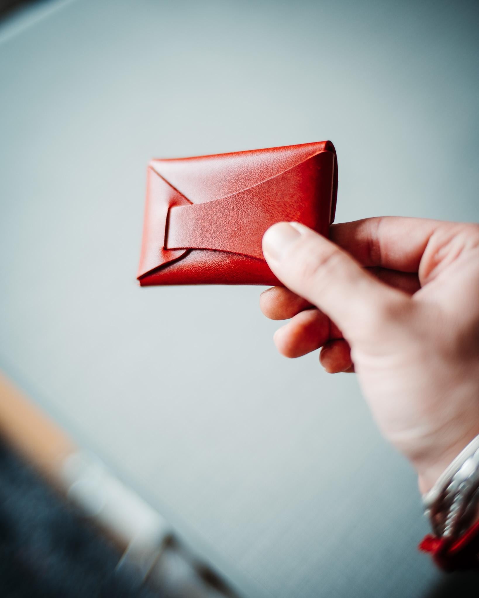 Glossy Slim Leather Card Holder – Minimalist Handmade Wallet