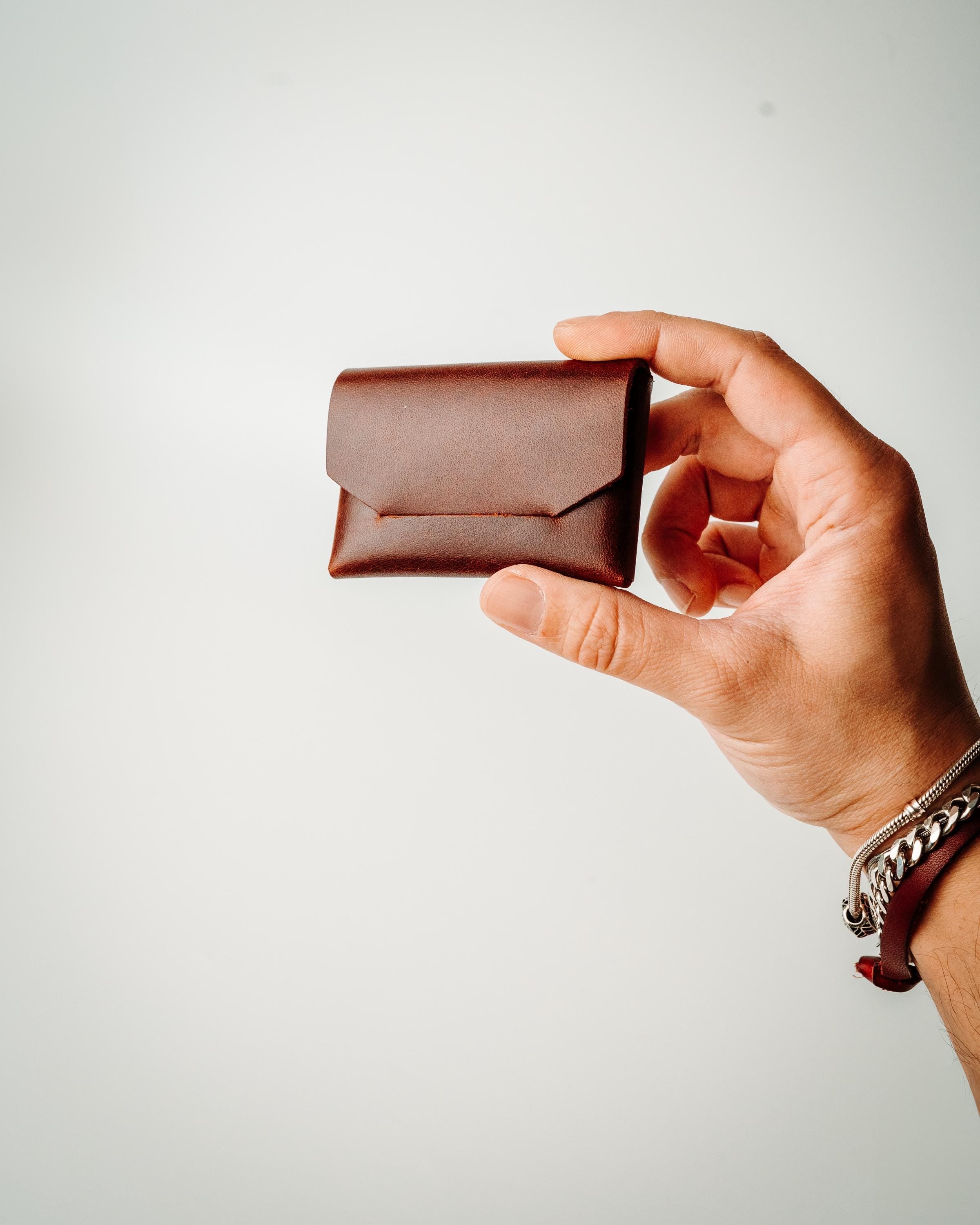 Glossy Slim Leather Card Holder – Minimalist Handmade Wallet