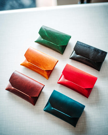 Glossy Slim Leather Card Holder – Minimalist Handmade Wallet, Compact Gift