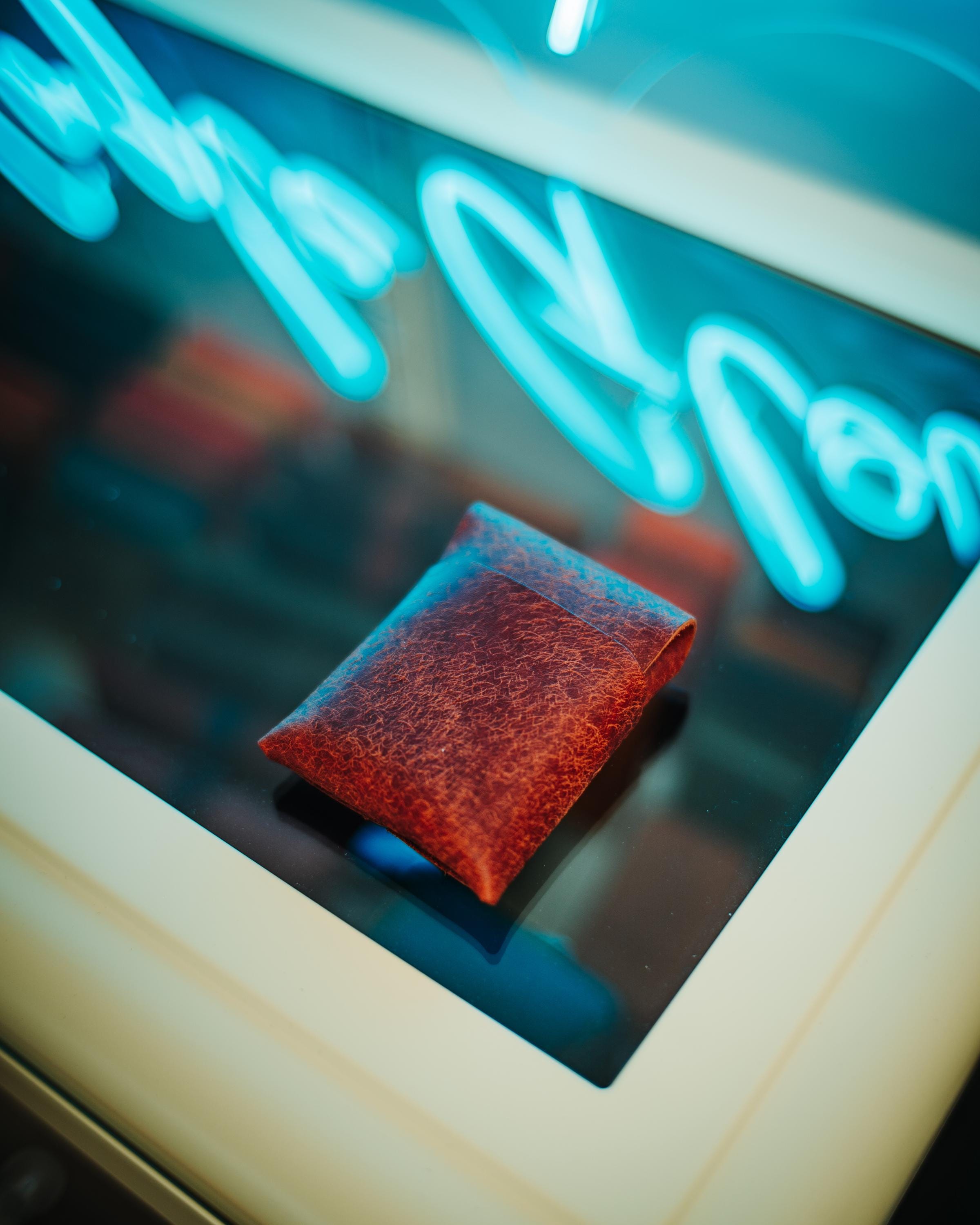 Pueblo EDC Leather Wallet – Handmade Minimalist Cash & Card Holder