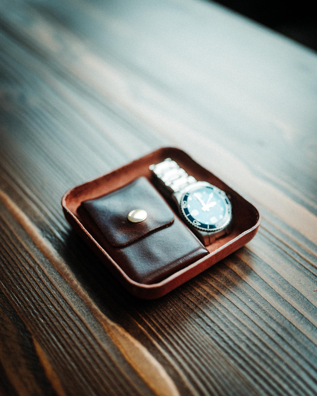 Handmade Leather Catchall Tray, Minimal Valet Tray, Desk Organizer Gift