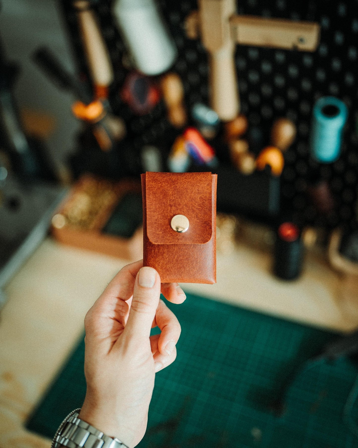 World’s Most Minimalist Wallet – Snap Pueblo Edition, Handmade Leather Card Holder