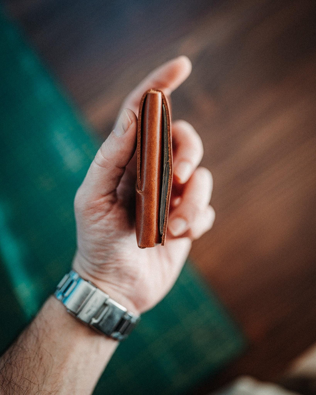World’s Most Minimalist Leather Wallet – XL Glossy Edition, Slim Handmade Card Holder for Men & Women