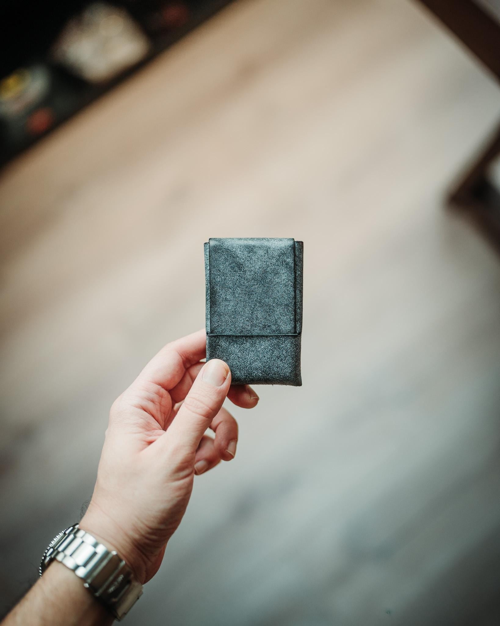 World's Most Minimalist Wallet - Special Edition