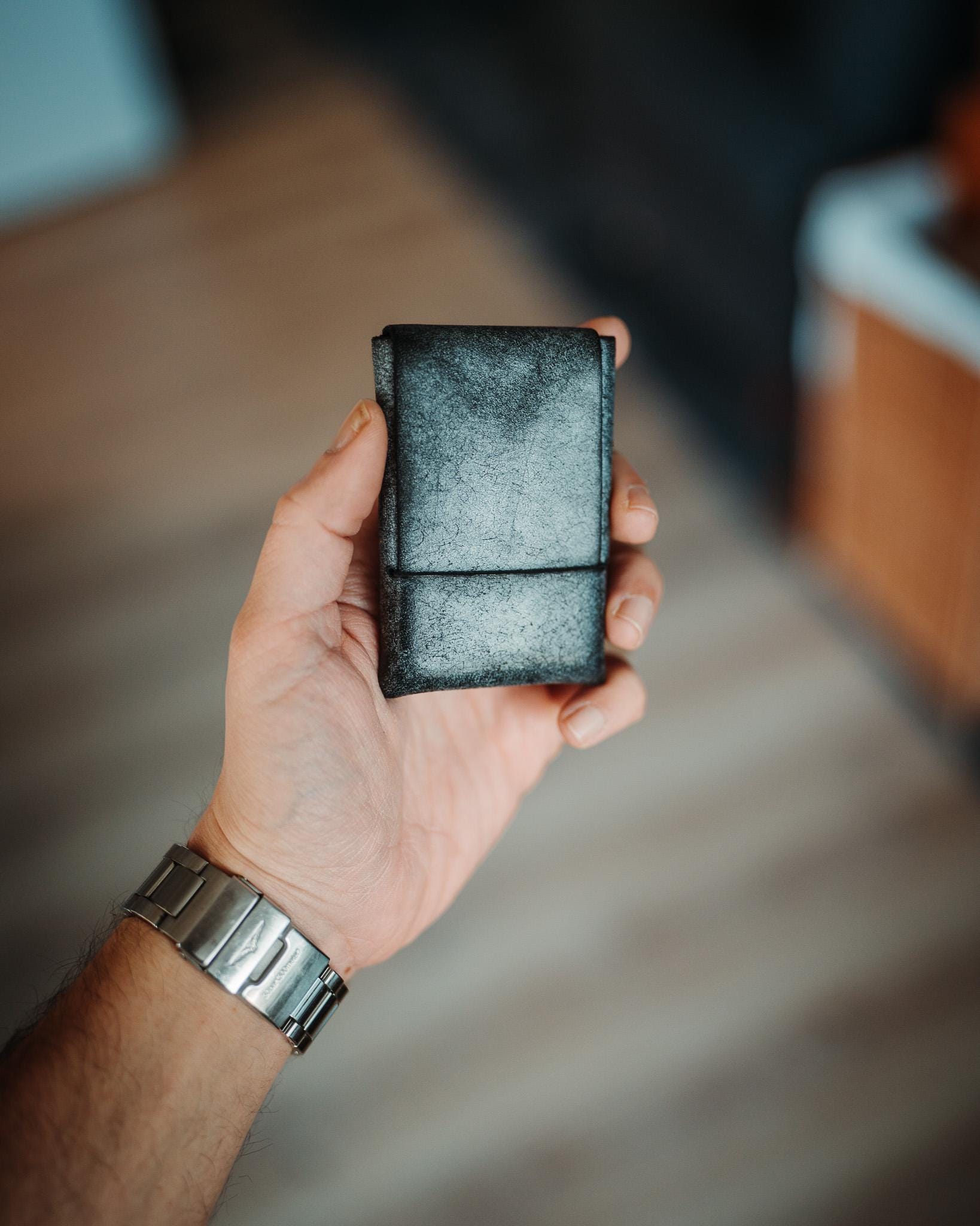 World's Most Minimalist Wallet - Special Edition