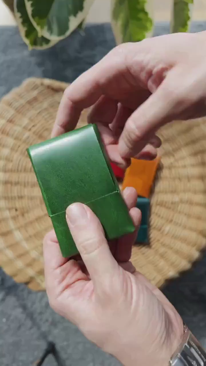 Pueblo Leather Minimalist Wallet – Slim Handmade Card Holder for Men & Women