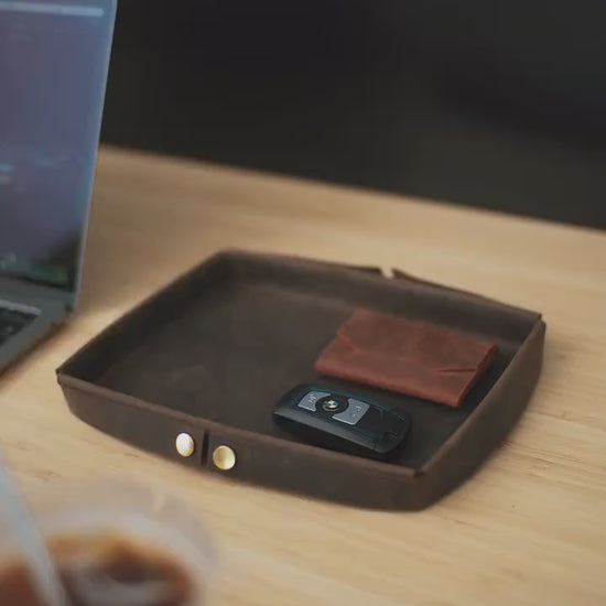 Handmade Leather Catch-All Tray – Desk Organizer, EDC & Office Gift