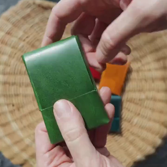 Pueblo Leather Minimalist Wallet – Slim Handmade Card Holder for Men & Women