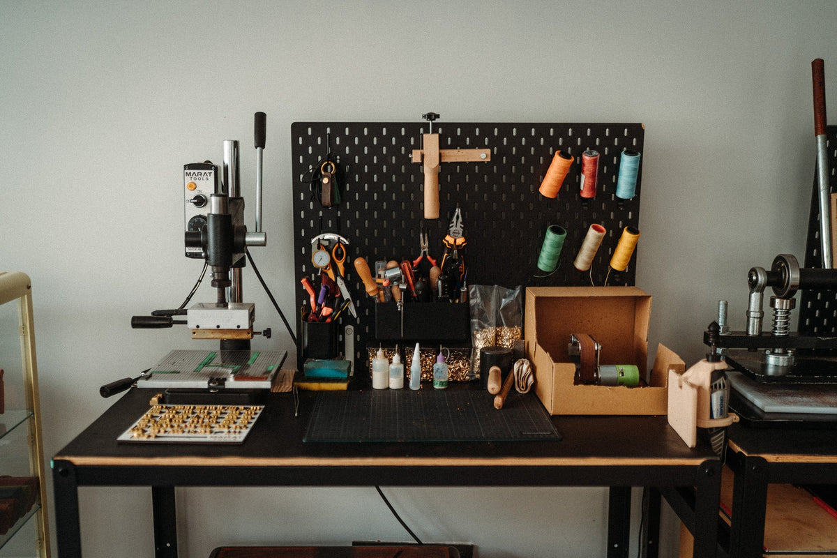 Gold foil stamping press and tool wall