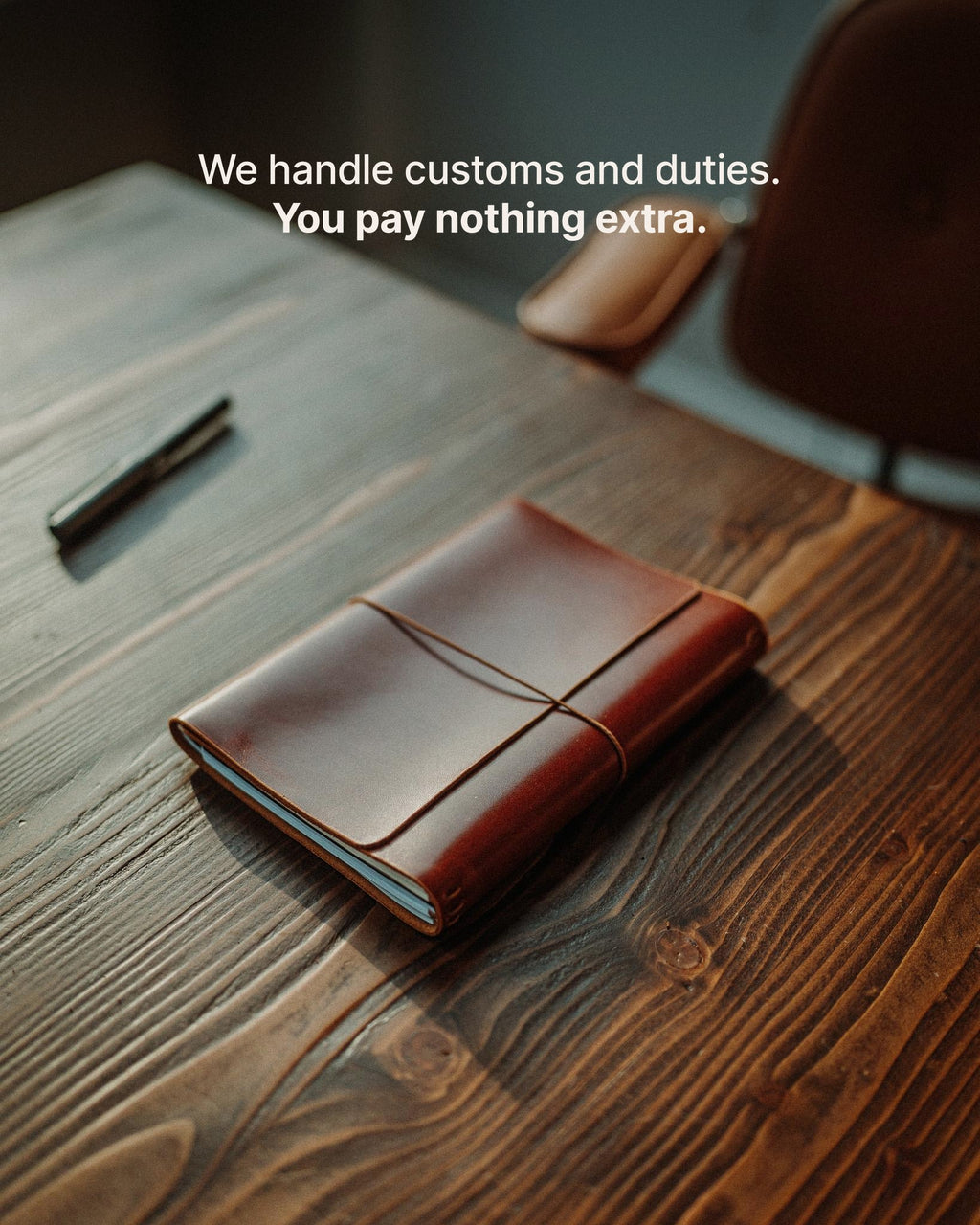 The Folio Trifold | Gloss - We handle customs and duties. You pay nothing extra.